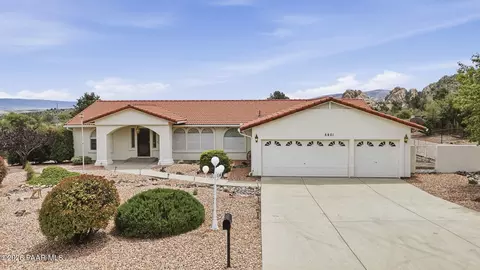 5801 N Honeysuckle Rd, Prescott, AZ 86305