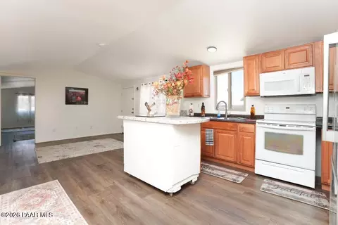 20827 E Cedar Dr, Mayer, AZ 86333 photo 8