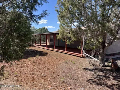 9 Keller Pl, Ash Fork, AZ 86320