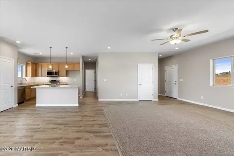 Living - 455 E Ocotillo Ln, Paulden, AZ 86334 photo 6 of 6