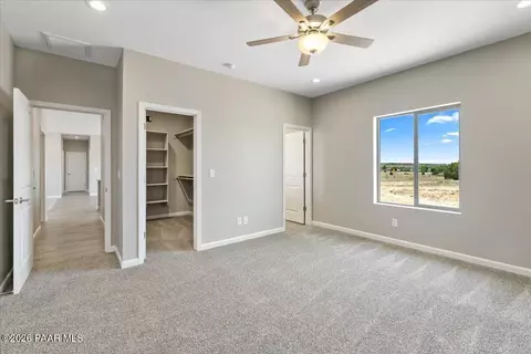 Bedroom - 455 E Ocotillo Ln, Paulden, AZ 86334 photo 2 of 6