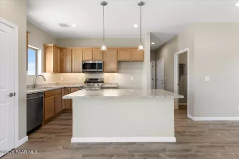 Kitchen - 455 E Ocotillo Ln, Paulden, AZ 86334 photo 2 of 5