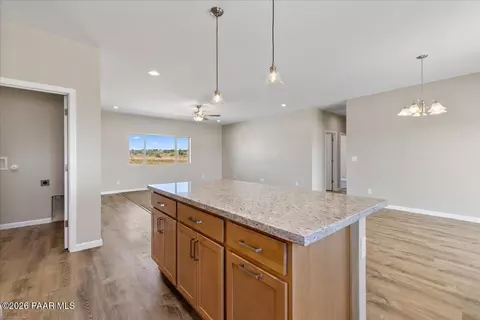 Kitchen - 455 E Ocotillo Ln, Paulden, AZ 86334 photo 5 of 5