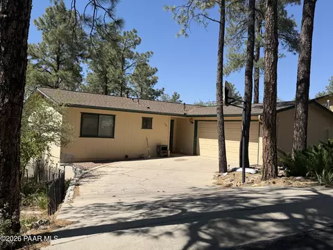 690 Tiburon Dr, Prescott, AZ 86303