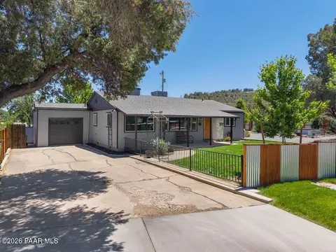 305 Robinson Dr, Prescott, AZ 86303