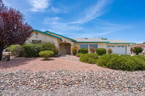 1080 Hummingbird Ln, Clarkdale, AZ 86324