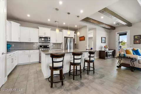 Kitchen - 5529 E Killen Loop, Prescott Valley, AZ 86314 photo 3 of 3