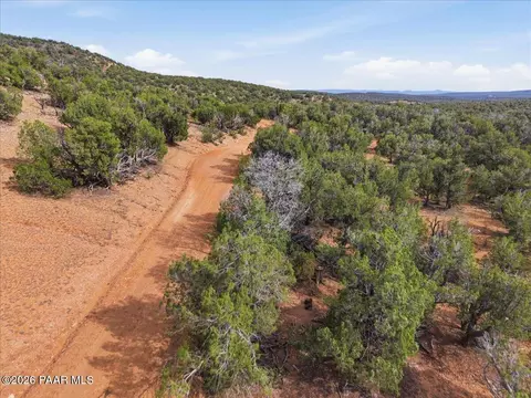 918 Wolf Rd, Ash Fork, AZ 86320 photo 8