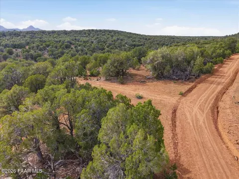 918 Wolf Rd, Ash Fork, AZ 86320 photo 9