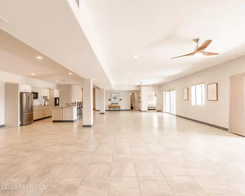 Living - 12121 E Remuda Ln, Mayer, AZ 86333 photo 3 of 3