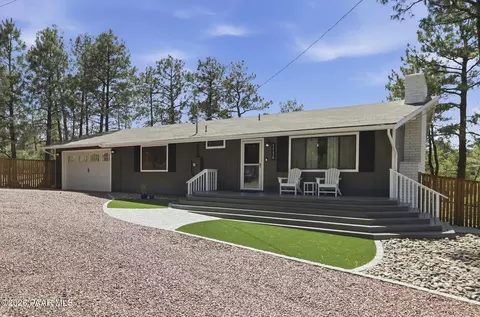 1136 S Hill Dr, Prescott, AZ 86303