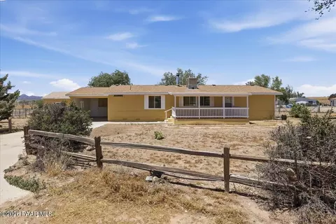 24700 N Los Angeles St, Paulden, AZ 86334