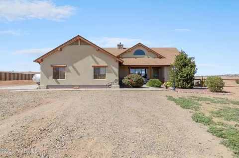 3600 W Meadow Lake Dr, Chino Valley, AZ 86323