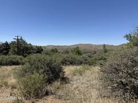 13252 E Kofa Rd, Mayer, AZ 86333