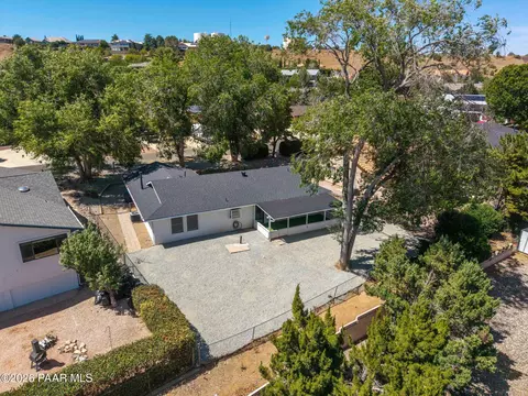 View/Area - 10833 E Oxbow Dr, Dewey, AZ 86327 photo 2 of 9