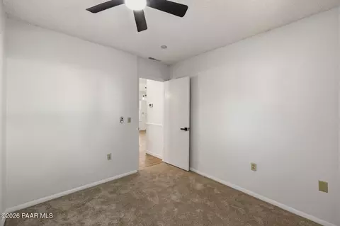 Bedroom - 10833 E Oxbow Dr, Dewey, AZ 86327 photo 6 of 7