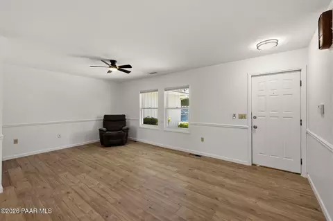 Living - 10833 E Oxbow Dr, Dewey, AZ 86327 photo 1 of 4