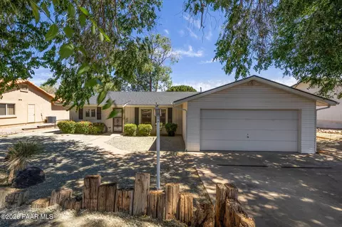 10833 E Oxbow Dr, Dewey, AZ 86327
