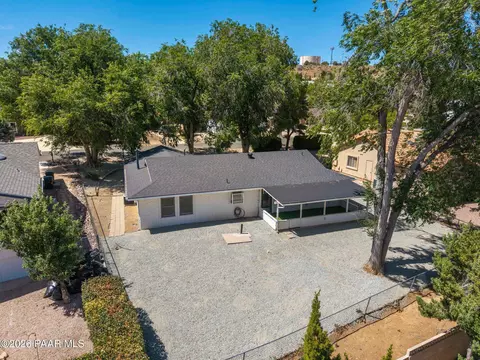 Exterior - 10833 E Oxbow Dr, Dewey, AZ 86327 photo 9 of 11