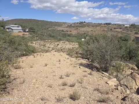 11830 E Yavapai Dr, Dewey-humboldt, AZ 86327