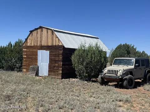 15 Bd Daytona Blvd, Ash Fork, AZ 86320