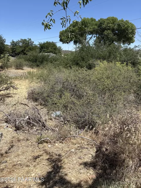 12757 E Fair Mist Ave, Mayer, AZ 86333
