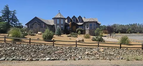 5635 W Deer Spring Pl, Prescott, AZ 86305