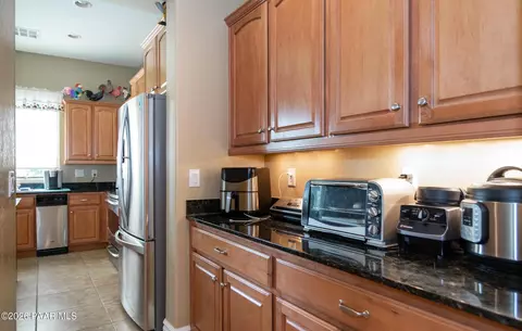 Kitchen - 1663 Constable St, Prescott, AZ 86301 photo 5 of 6