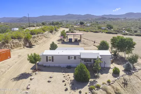 8360 W Barrington Rd, Wilhoit, AZ 86332