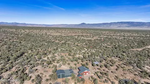 View/Area - 10664 E Austin Loop, Kingman, AZ 86401 photo 7 of 9