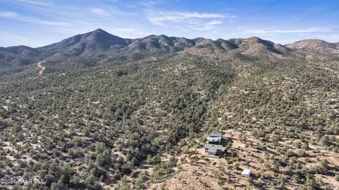 View/Area - 10664 E Austin Loop, Kingman, AZ 86401 photo 6 of 9