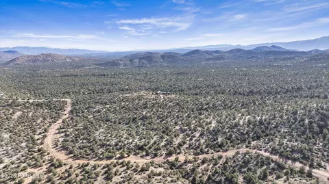 View/Area - 10664 E Austin Loop, Kingman, AZ 86401 photo 3 of 9