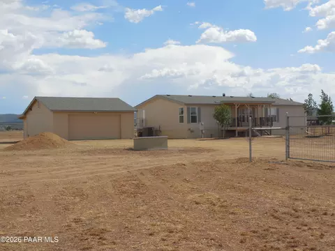 2225 W Bayberry Dr, Paulden, AZ 86334