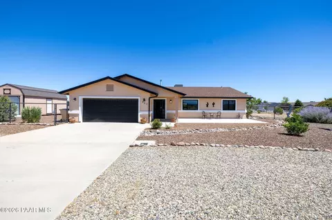 822 Rocking Horse Ln, Chino Valley, AZ 86323