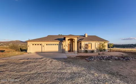 1805 S Crooked H Trl, Dewey-humboldt, AZ 86327
