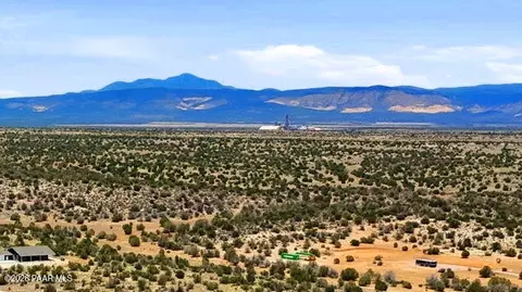 Undisclosed, Paulden, AZ 86334