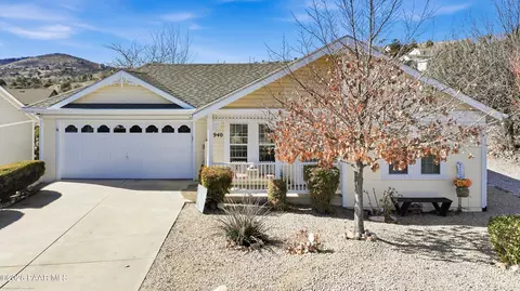 1940 N Baker St, Prescott Valley, AZ 86314