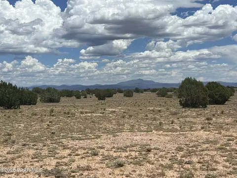 59 Rocky Rabbit Rd, Ash Fork, AZ 86320 photo 9