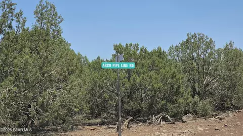 1026 SE Qt Arco Pipeline, Seligman, AZ 86046