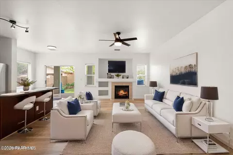 Living - 12962 E Madrid St, Dewey, AZ 86327 photo 5 of 9