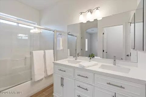 Bath - 12962 E Madrid St, Dewey, AZ 86327 photo 2 of 3