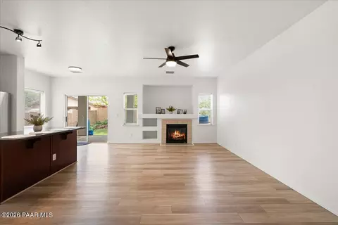Living - 12962 E Madrid St, Dewey, AZ 86327 photo 4 of 9
