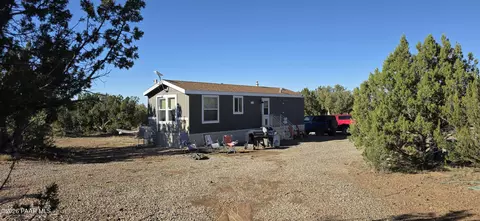 35636 Elk Ln, Seligman, AZ 86337