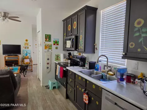 20779 E Sierra Dr, Mayer, AZ 86333 photo 9