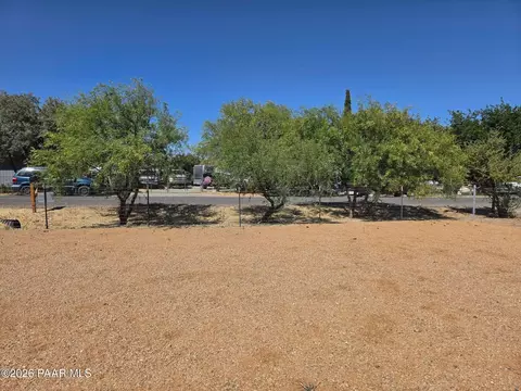 20779 E Sierra Dr, Mayer, AZ 86333 photo 2