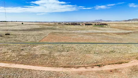 8485 E Roundup Dr, Prescott Valley, AZ 86314
