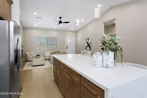 Kitchen - 20599 E Wagon Way, Mayer, AZ 86333 photo 5 of 6