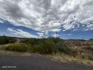 20099 E Hereford Dr, Mayer, AZ 86333 photo 2