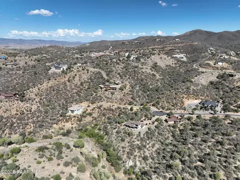 310 N Whisperwind Dr, Prescott, AZ 86303