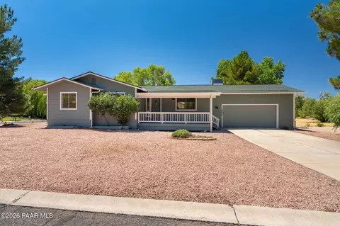 10375 E Oak Creek Valley Dr, Cornville, AZ 86325